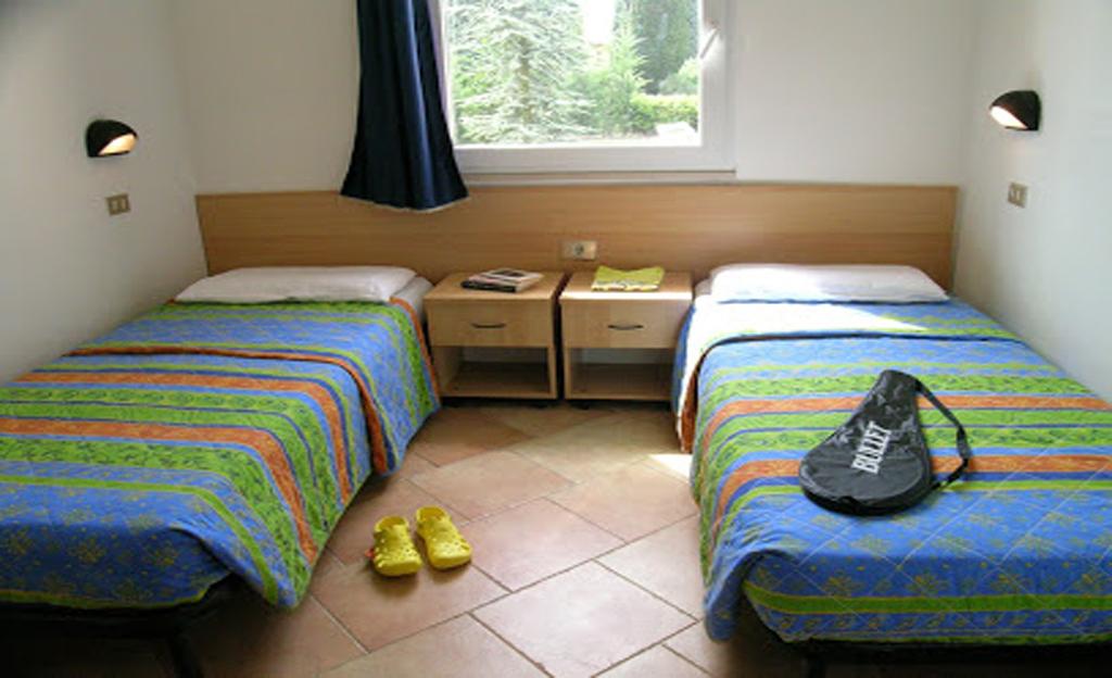 意大利贝拉露营酒店 佩斯基耶拉德加达 外观 照片